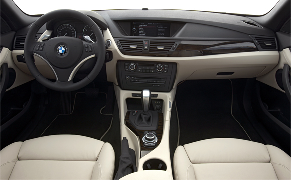 Forrás: BMW Forrás: BMW