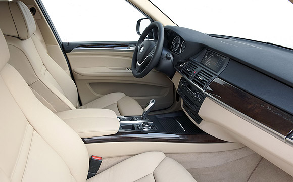 Forr�s: BMW