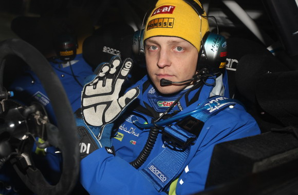 Forrás: Ford Forrás: Ford