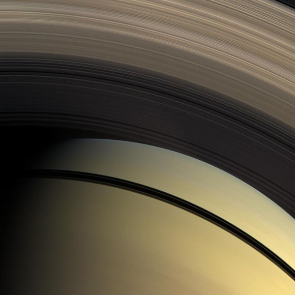 Forr�s: NASA, JPL, SSI
