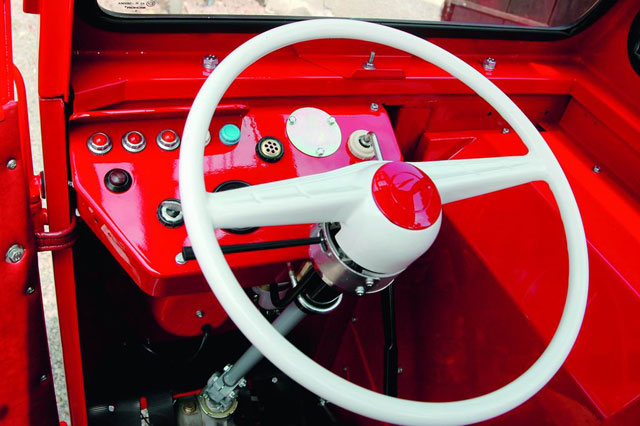 Fot�: Ocskay Zolt�n (Veter�n Aut� �s Motor)