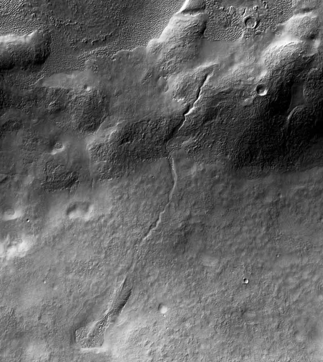 Forrás: NASA, JPL, MSSS Forrás: NASA, JPL, MSSS