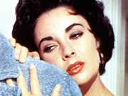 Liz Taylor, a mozi kir�lyn�je
