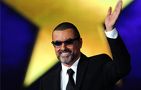 George Michael visszatért